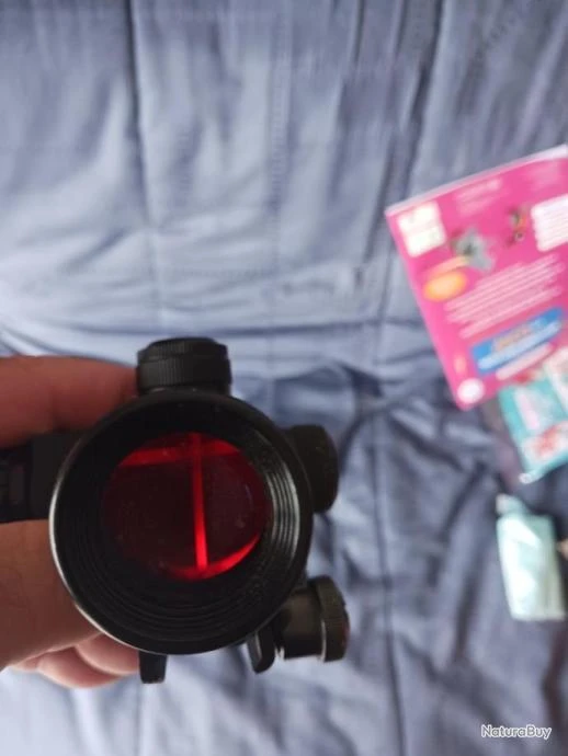 Lunette De Visée Avec Réticule Lumineux Montée Sur Rail Vissage Et Pour être Montée Sur Rail Weaver – Image 2